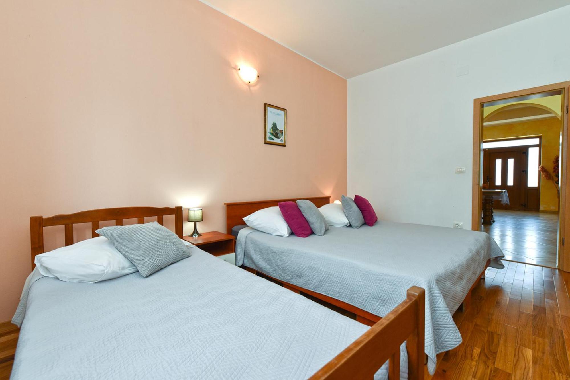 Villa Kavran 1187 Экстерьер фото